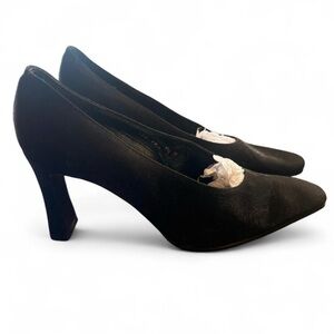 Bandolino Women's Black Pumps